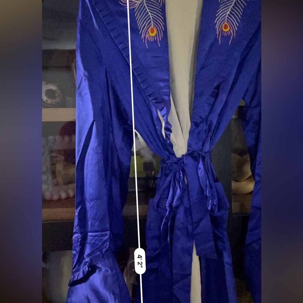 Vintage Embroidered Robe STUNNING - Picture 15 of 17
